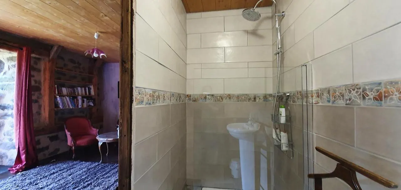 La Chambre D'Hote Du Petit Mazilloux Presailles
